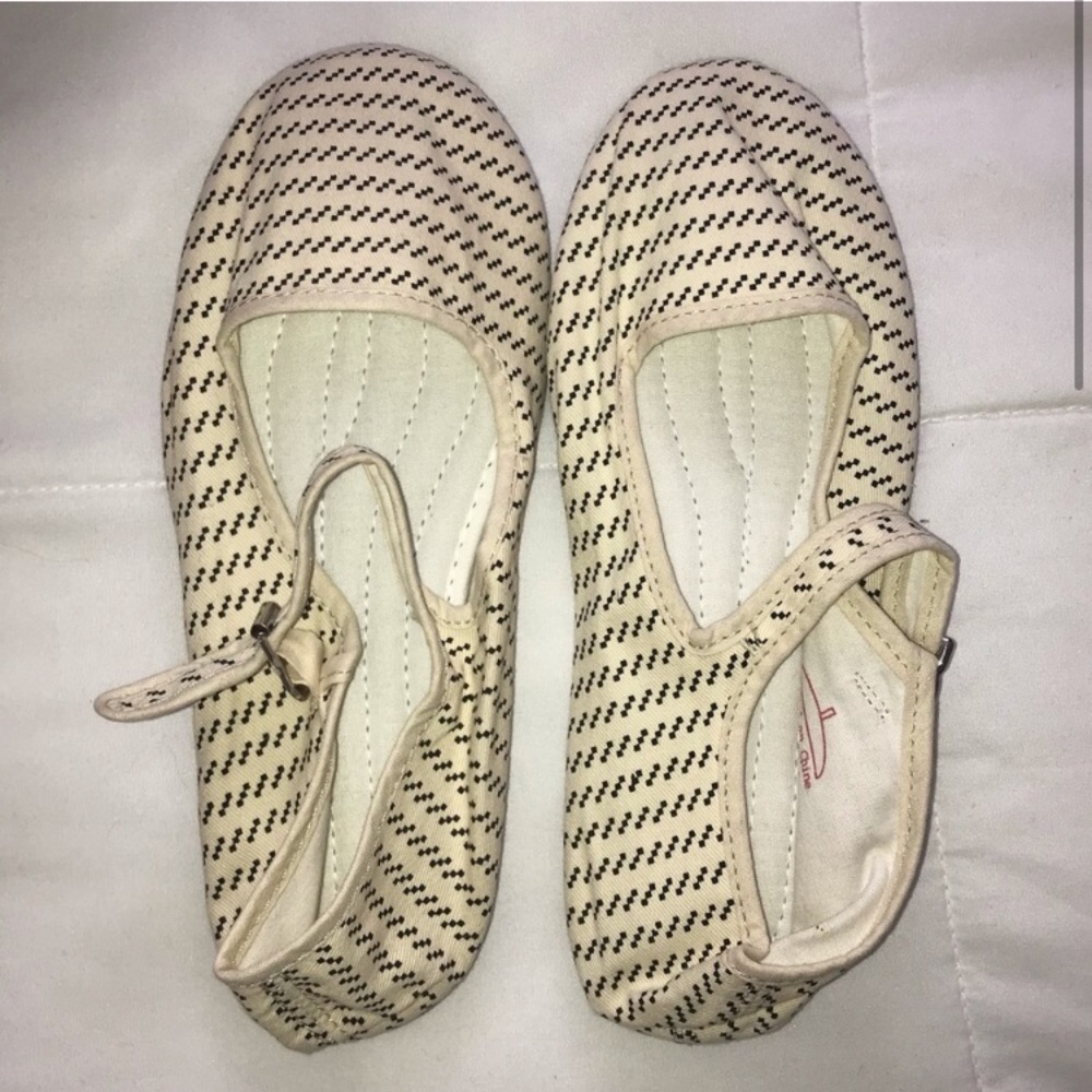 Urban Outfitters Mary Jane Cotton Flats